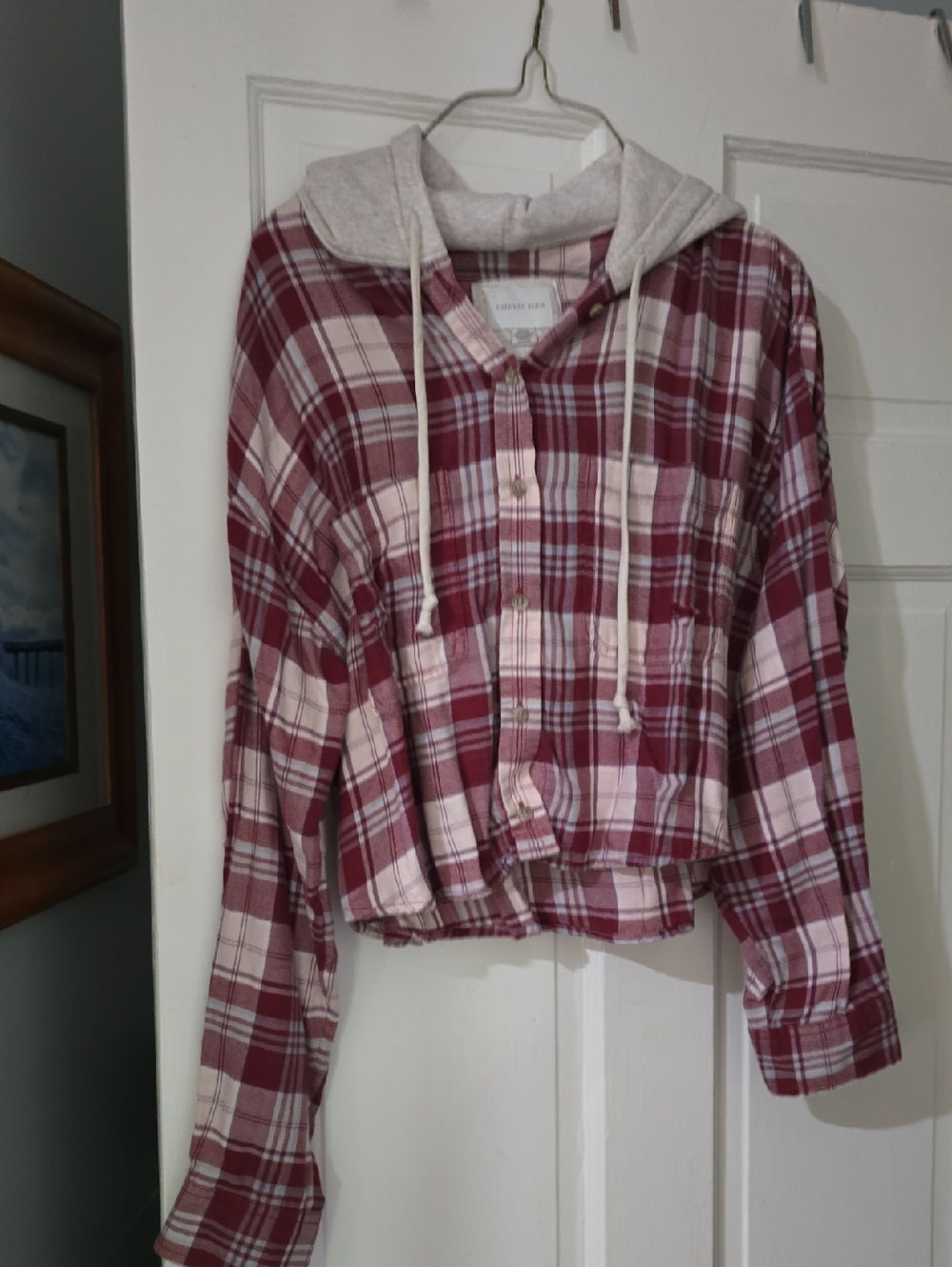 American Eagle Red & Cream Plaid Button-Up Shirt